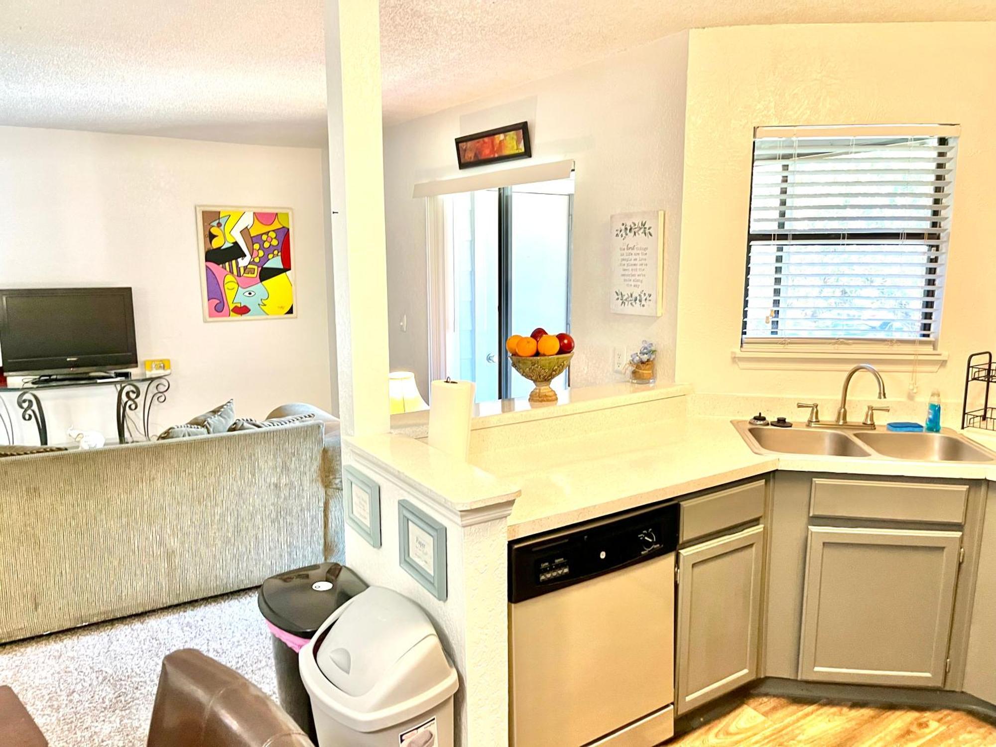Daytona 2 Bed Apartment 10 Minutes To Beach With Balcony 珀特奥兰治 外观 照片